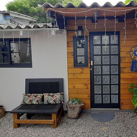 Villacasamarela Mini Casinhas De Hospedes Rio Vermelho Florianópolis Δωμάτιο φωτογραφία
